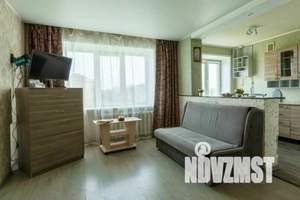 1-к квартира, посуточно, 32м2, 7/9 этаж