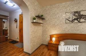 1-к квартира, посуточно, 42м2, 7/10 этаж