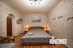 1-к квартира, посуточно, 42м2, 1/1 этаж