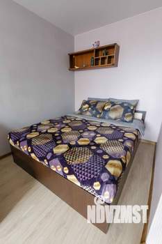 1-к квартира, посуточно, 42м2, 1/1 этаж