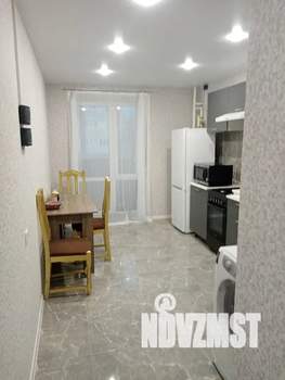 1-к квартира, посуточно, 39м2, 3/10 этаж