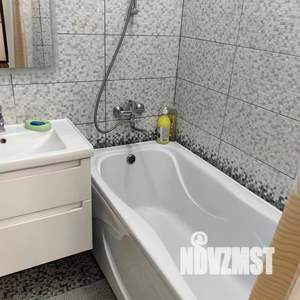 1-к квартира, посуточно, 48м2, 2/10 этаж