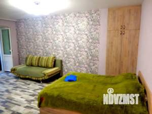 Студия квартира, посуточно, 33м2, 3/5 этаж