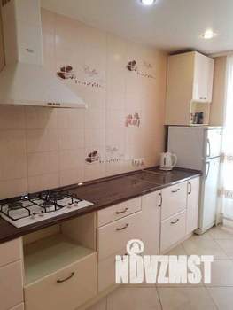 1-к квартира, посуточно, 43м2, 1/1 этаж