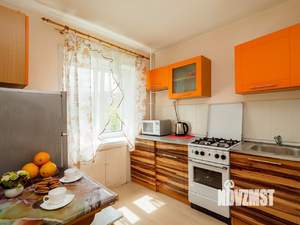 1-к квартира, посуточно, 32м2, 4/5 этаж