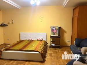 2-к квартира, на длительный срок, 105м2, 2/5 этаж