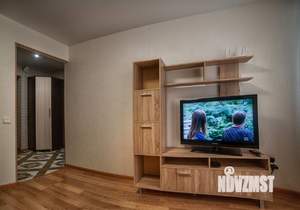 1-к квартира, посуточно, 42м2, 3/10 этаж