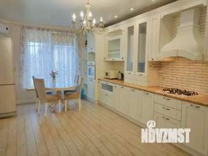 3-к квартира, посуточно, 104м2, 2/3 этаж