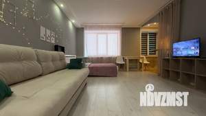 Студия квартира, посуточно, 30м2, 1/5 этаж