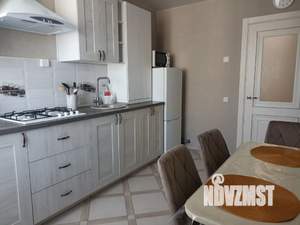 1-к квартира, посуточно, 42м2, 3/10 этаж