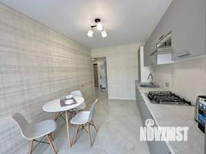 1-к квартира, посуточно, 44м2, 3/3 этаж