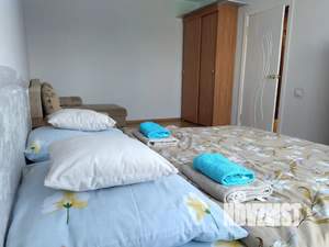 1-к квартира, посуточно, 36м2, 4/10 этаж