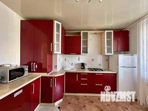 1-к квартира, посуточно, 42м2, 1/1 этаж