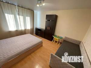 1-к квартира, посуточно, 42м2, 7/10 этаж