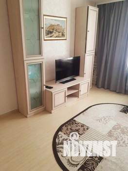 1-к квартира, посуточно, 43м2, 1/1 этаж