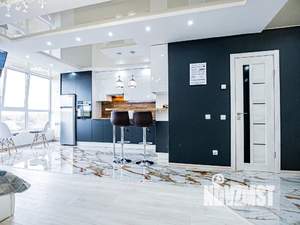 Студия квартира, посуточно, 41м2, 7/10 этаж