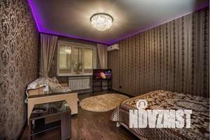 1-к квартира, посуточно, 42м2, 2/10 этаж