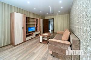 1-к квартира, посуточно, 44м2, 1/1 этаж