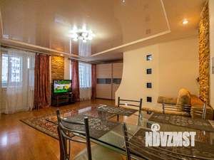 2-к квартира, посуточно, 74м2, 4/10 этаж