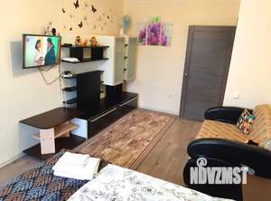 1-к квартира, посуточно, 38м2, 1/10 этаж