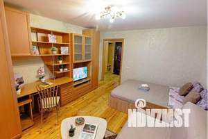 1-к квартира, посуточно, 42м2, 7/10 этаж