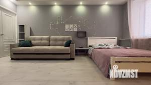 Студия квартира, посуточно, 31м2, 1/5 этаж