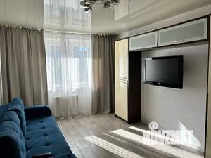 1-к квартира, посуточно, 42м2, 2/10 этаж