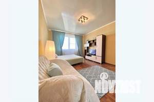 1-к квартира, посуточно, 39м2, 10/10 этаж