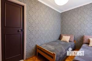 3-к квартира, посуточно, 46м2, 1/1 этаж