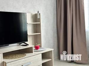 1-к квартира, посуточно, 44м2, 3/3 этаж