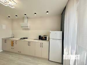 1-к квартира, посуточно, 42м2, 2/10 этаж