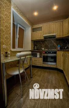 1-к квартира, посуточно, 32м2, 1/4 этаж