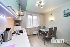 2-к квартира, посуточно, 54м2, 1/1 этаж