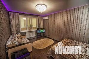 1-к квартира, посуточно, 42м2, 2/10 этаж