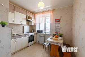 1-к квартира, посуточно, 42м2, 1/1 этаж