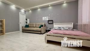 Студия квартира, посуточно, 30м2, 1/5 этаж