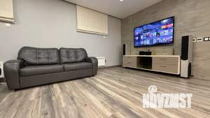 Студия квартира, посуточно, 53м2, 1/5 этаж