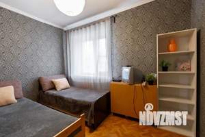 3-к квартира, посуточно, 47м2, 3/5 этаж