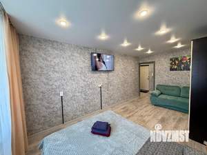 1-к квартира, посуточно, 42м2, 6/9 этаж