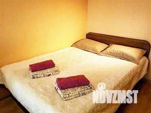 1-к квартира, посуточно, 42м2, 1/1 этаж