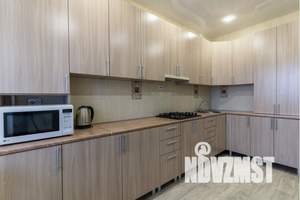 1-к квартира, посуточно, 42м2, 4/8 этаж