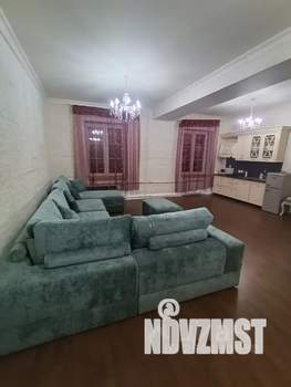 1-к квартира, посуточно, 59м2, 4/4 этаж