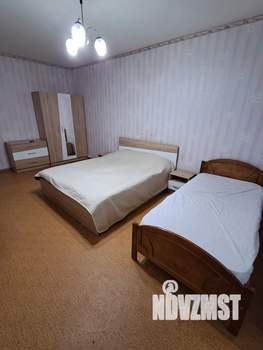 1-к квартира, посуточно, 38м2, 4/9 этаж
