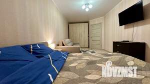 1-к квартира, посуточно, 42м2, 1/1 этаж