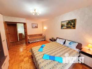 1-к квартира, посуточно, 43м2, 2/10 этаж