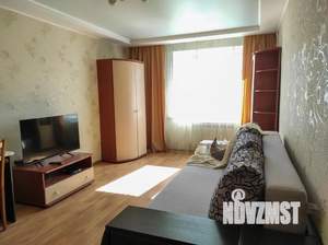1-к квартира, посуточно, 45м2, 10/10 этаж