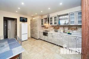 1-к квартира, посуточно, 42м2, 9/10 этаж