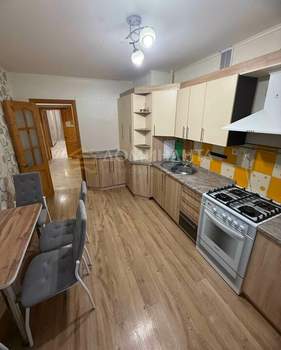 3-к квартира, на длительный срок, 77м2, 2/10 этаж