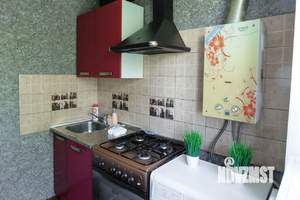 2-к квартира, посуточно, 46м2, 1/1 этаж