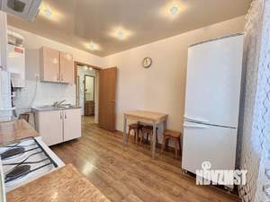 1-к квартира, посуточно, 39м2, 3/10 этаж